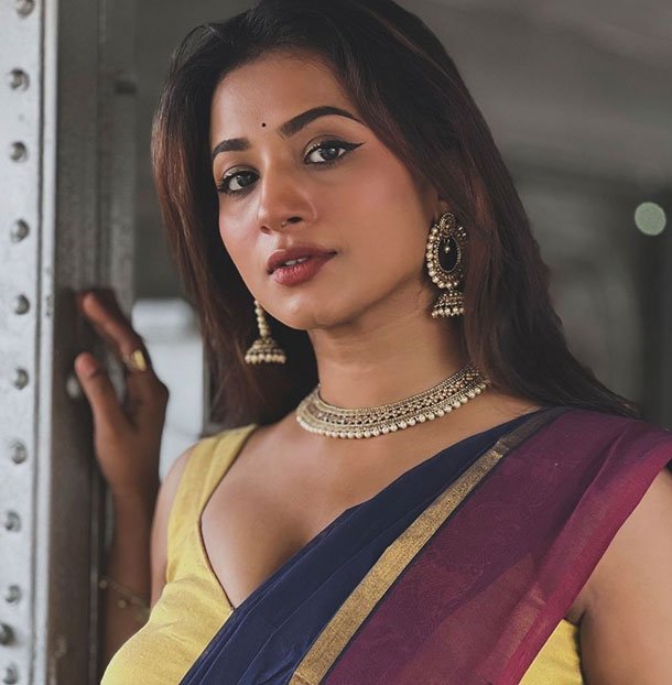 female Call Girls in Bhubaneswar